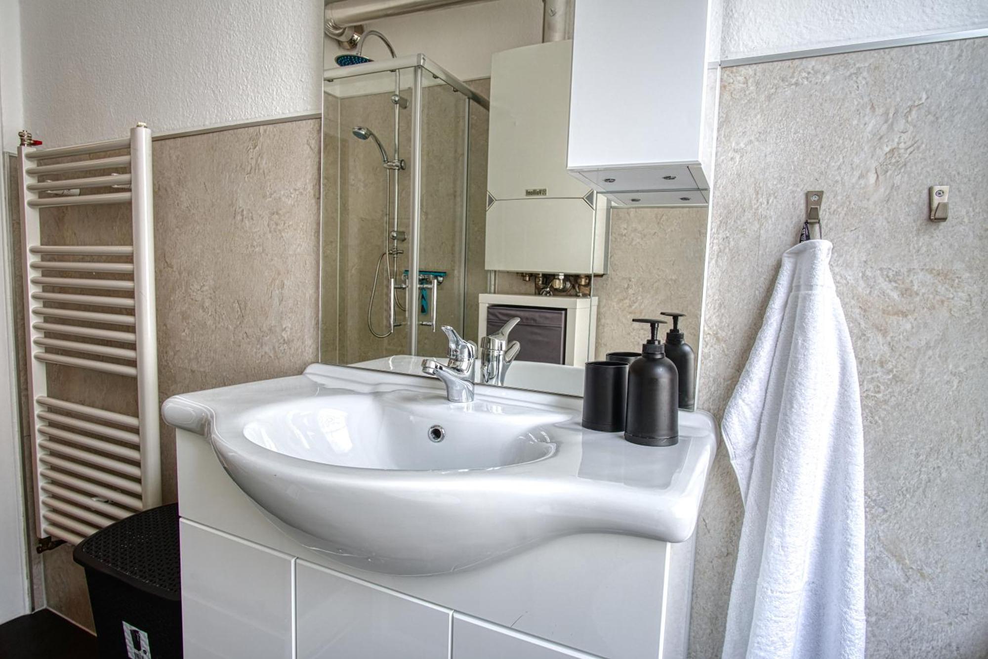 Homefy Sleep & Relax Apartment - Free Parking - Top Location Essen Eksteriør billede